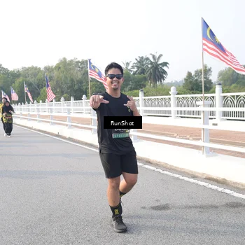 Runner Photo 6855932