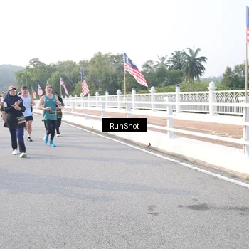 Runner Photo 6855962