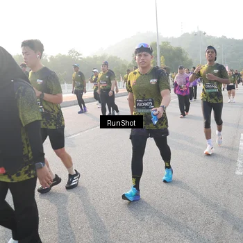 Runner Photo 6856187