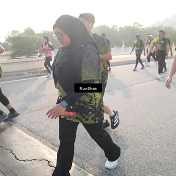 Runner Photo 6856199
