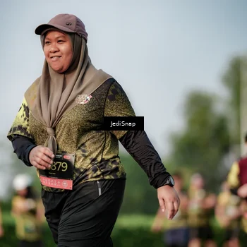 Runner Photo 6857146