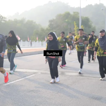 Runner Photo 6857217