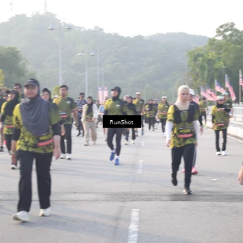 Runner Photo 6857269