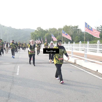 Runner Photo 6857317