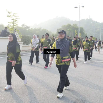 Runner Photo 6857397