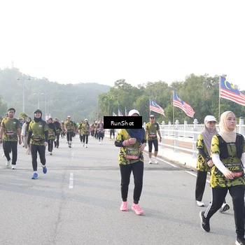 Runner Photo 6857445