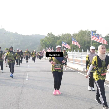 Runner Photo 6857468