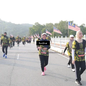 Runner Photo 6857504