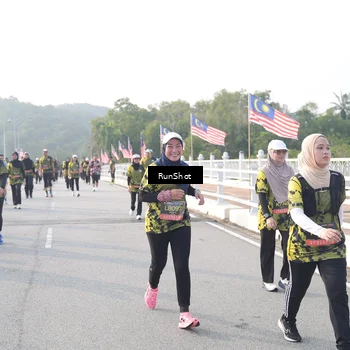 Runner Photo 6857505