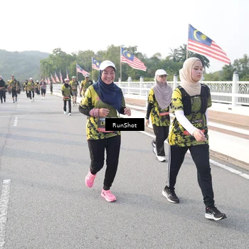 Runner Photo 6857550