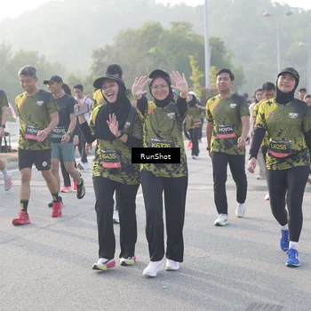 Runner Photo 6857572