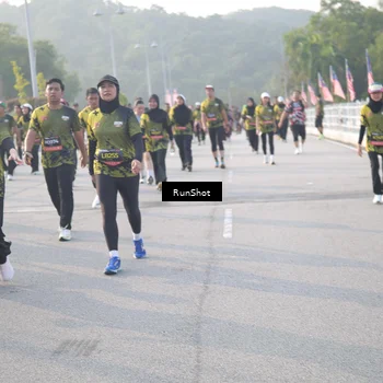 Runner Photo 6857579