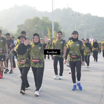 Runner Photo 6857592