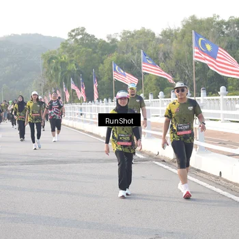 Runner Photo 6857730