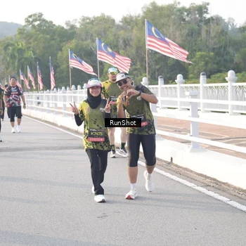 Runner Photo 6857780