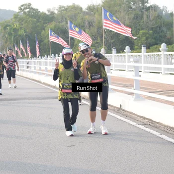Runner Photo 6857819