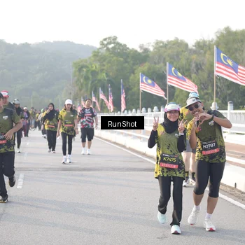 Runner Photo 6857828