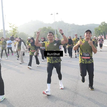 Runner Photo 6857977