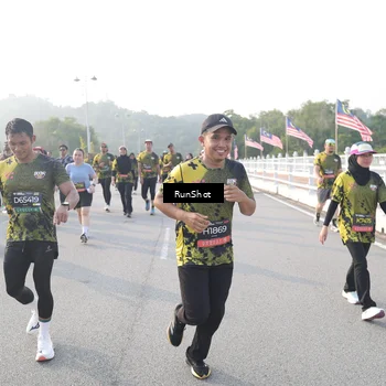 Runner Photo 6858036