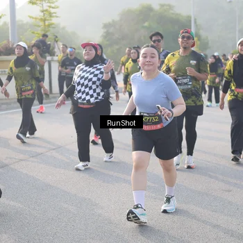 Runner Photo 6858116