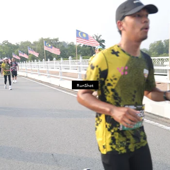Runner Photo 6858218