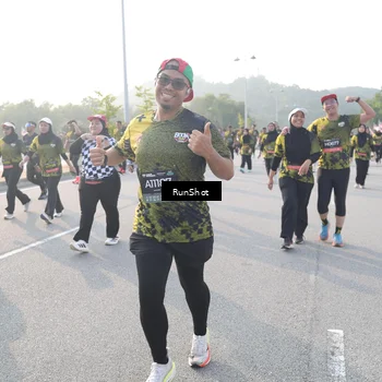 Runner Photo 6858244