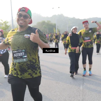 Runner Photo 6858248