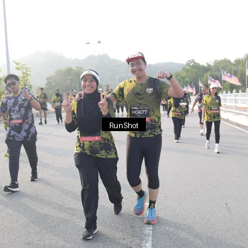 Runner Photo 6858346