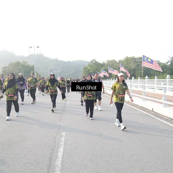 Runner Photo 6858365