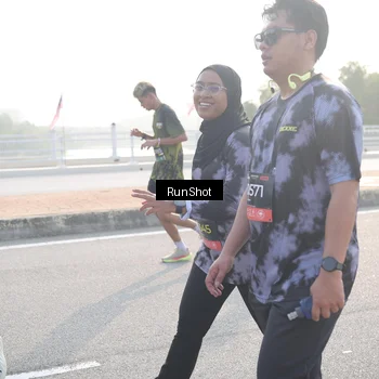Runner Photo 6858458