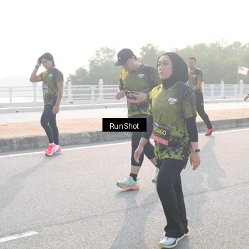 Runner Photo 6858468