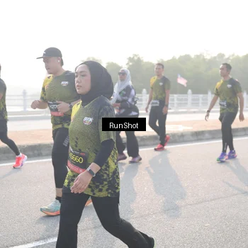 Runner Photo 6858531