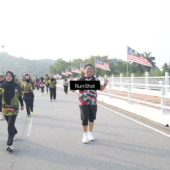 Runner Photo 6858681