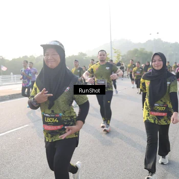 Runner Photo 6858728