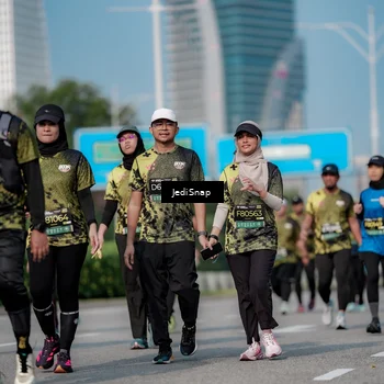 Runner Photo 6858751