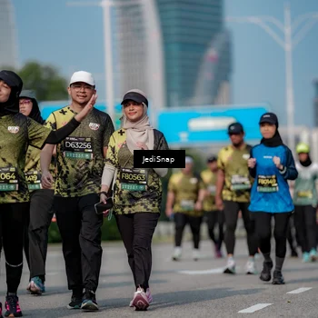 Runner Photo 6858776