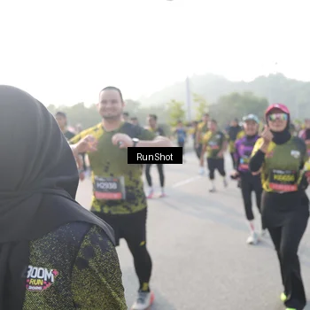 Runner Photo 6858789