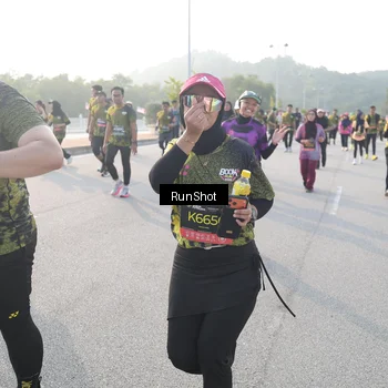 Runner Photo 6858850