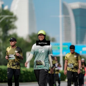 Runner Photo 6858872
