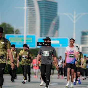 Runner Photo 6858917