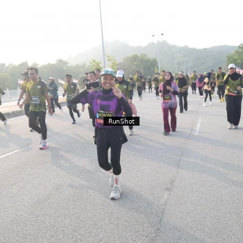Runner Photo 6858929