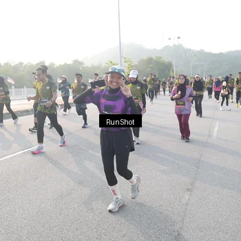 Runner Photo 6858947