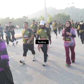 Runner Photo 6858999