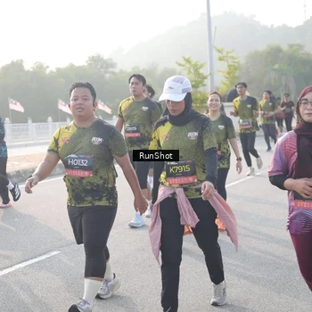 Runner Photo 6859044