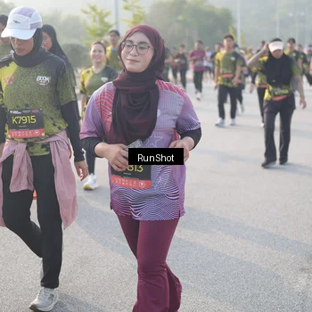Runner Photo 6859086