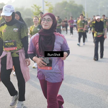 Runner Photo 6859115
