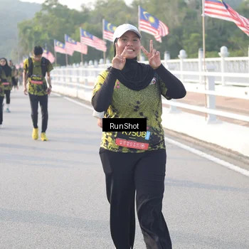 Runner Photo 6859150