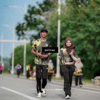 Runner Photo 6859173