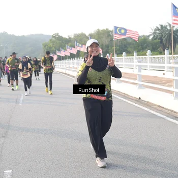 Runner Photo 6859220
