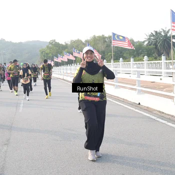 Runner Photo 6859227